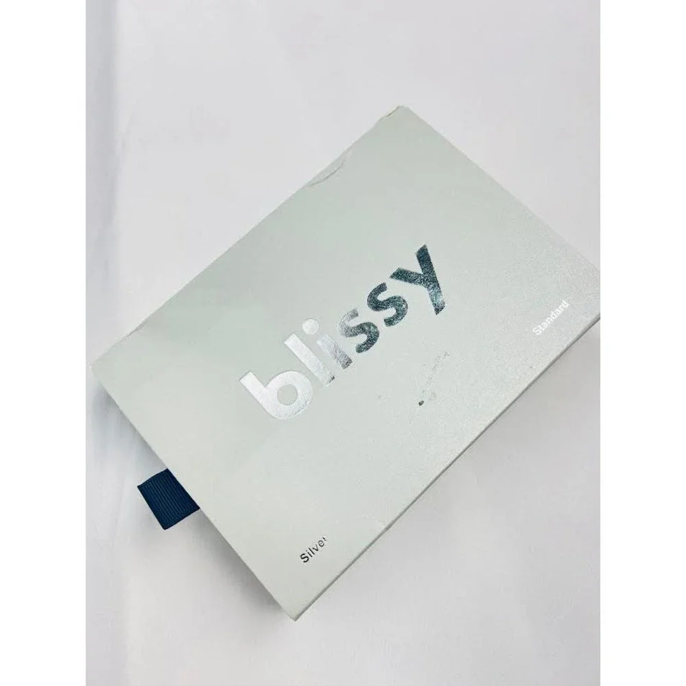 NEW! Blissy 22-Momme‎ Silk Pillowcase, Standard - Silver